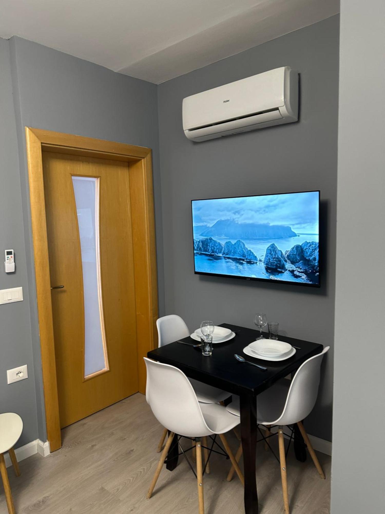 Xhimi'S Seaside Apartments Durrës Esterno foto