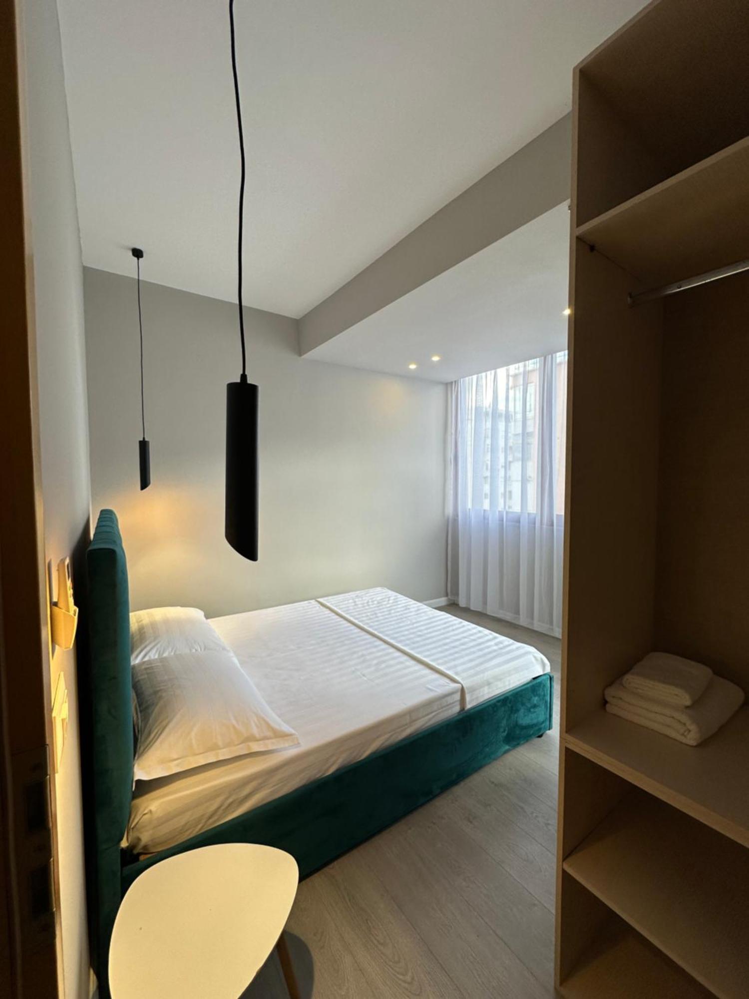 Xhimi'S Seaside Apartments Durrës Esterno foto