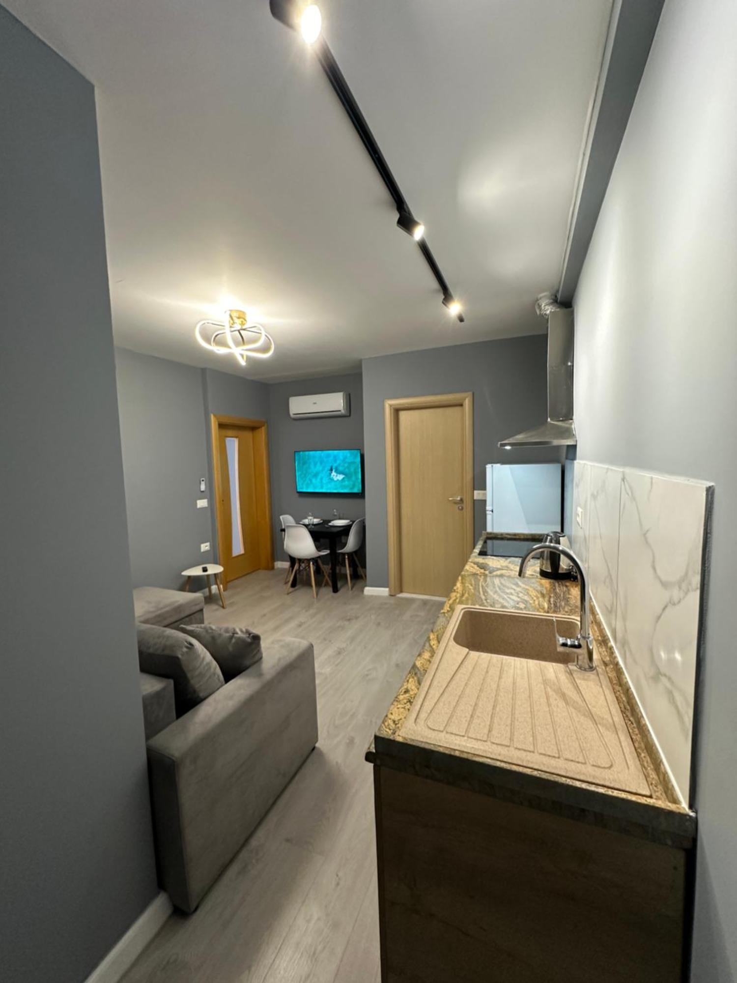 Xhimi'S Seaside Apartments Durrës Esterno foto