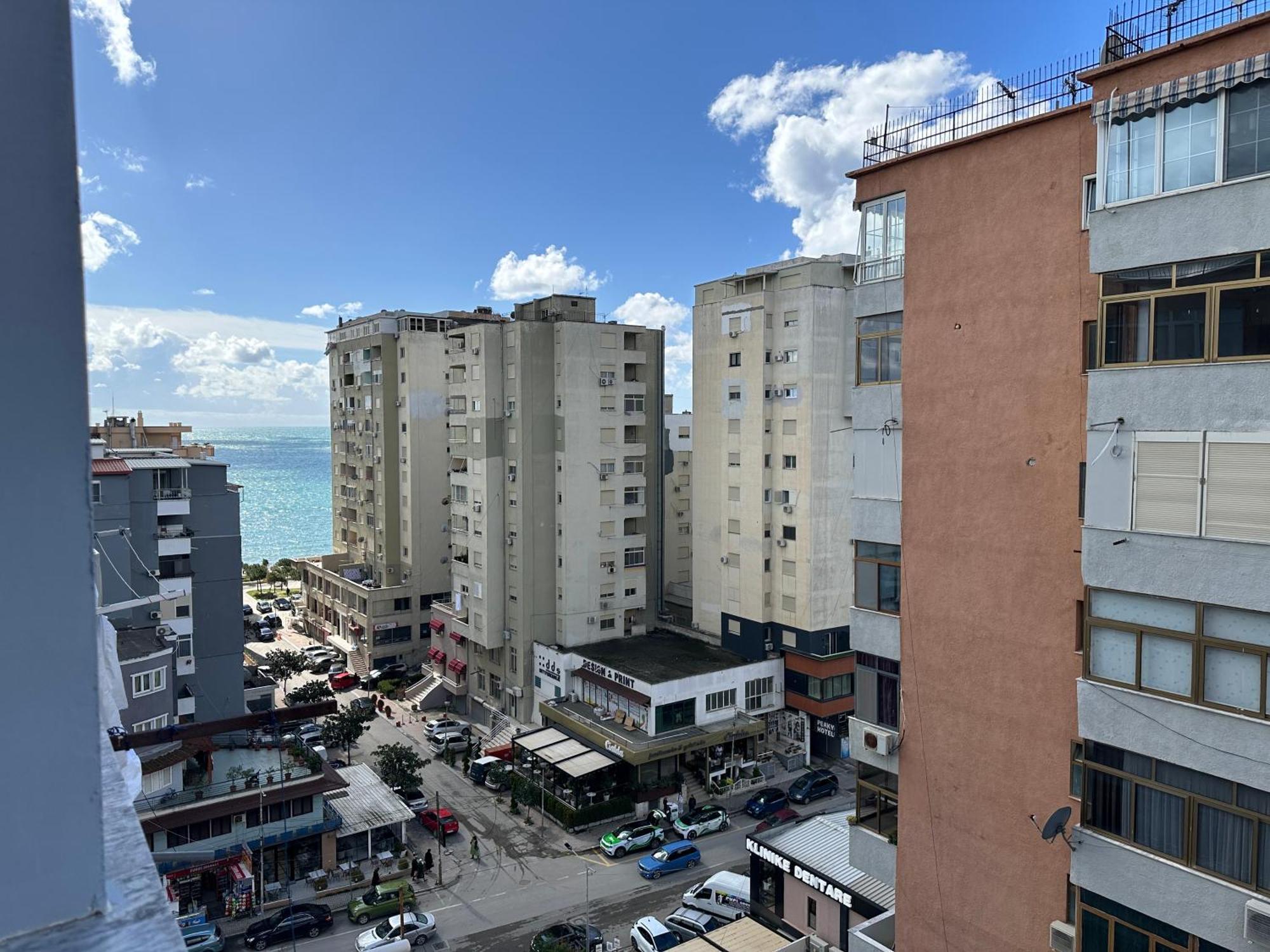 Xhimi'S Seaside Apartments Durrës Esterno foto