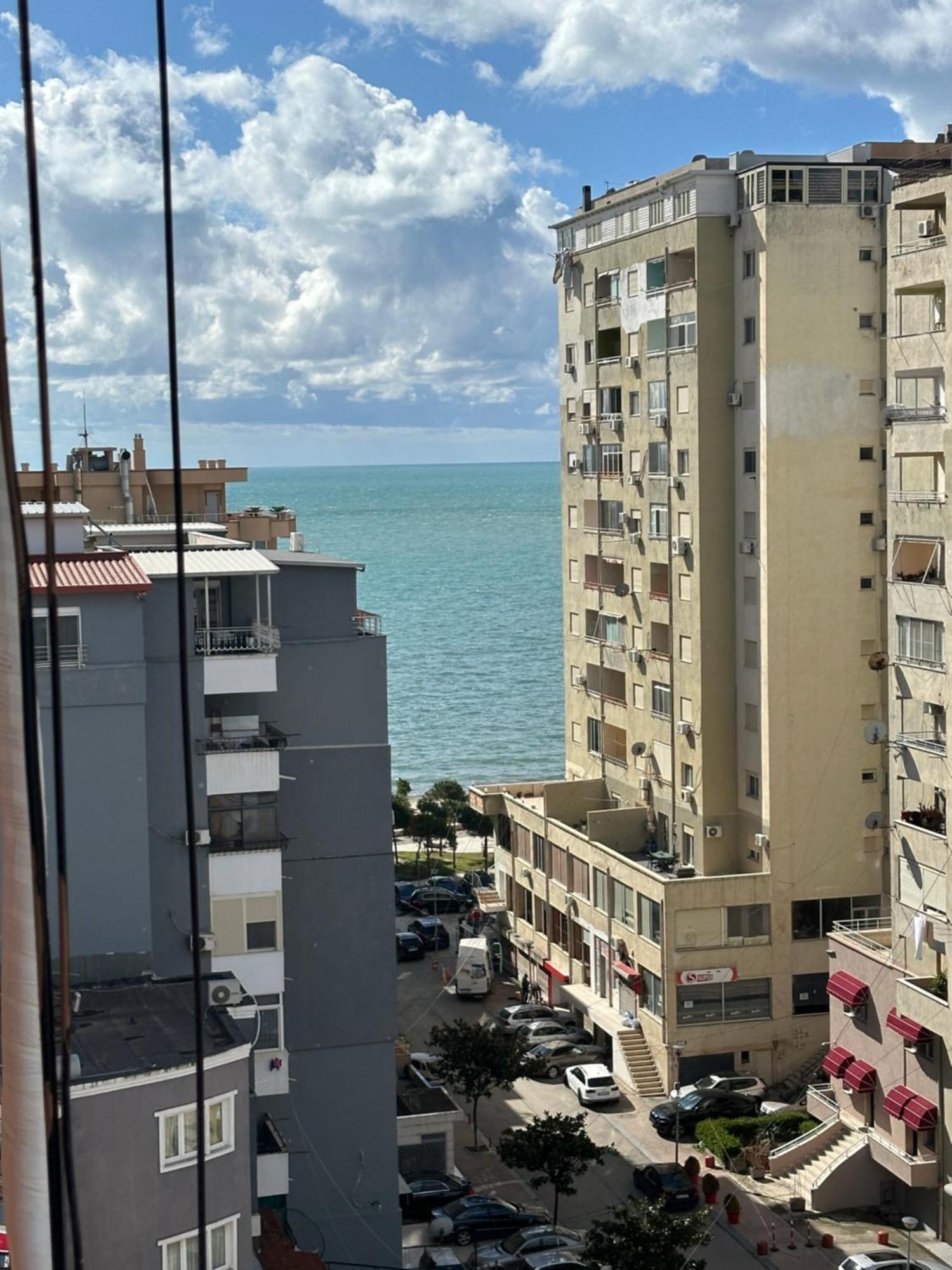 Xhimi'S Seaside Apartments Durrës Esterno foto